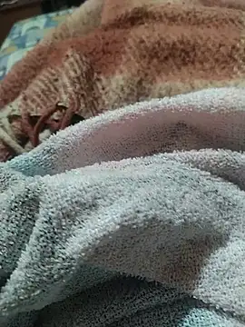 Snapshot of Jhjhipo chatting on November 21, 11:03 pm Jhjhipo online show from November 21, 11:03 pm