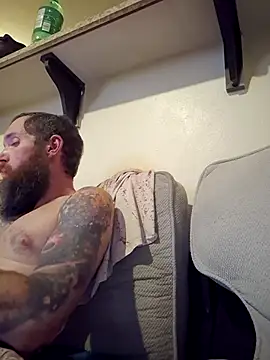 lit702 online show from February 28, 11:22 am