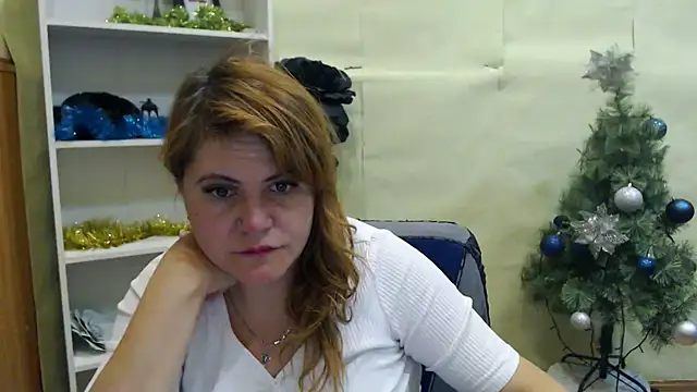 DaniellaKiss online show from February 5, 3:02 am