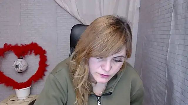 DaniellaKiss online show from February 20, 11:32 pm