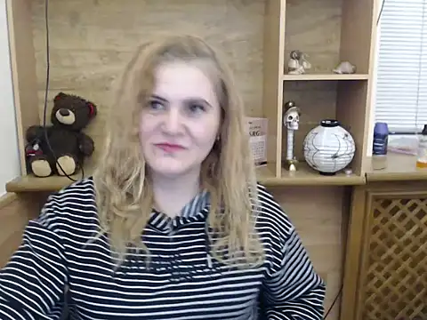 DaniellaKiss online show from April 13, 5:07 pm