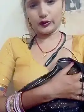 Snapshot of annaya_sweet chatting on October 21, 9:32 am annaya sweet online show from October 21, 9:32 am