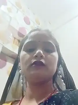 Snapshot of annaya_sweet chatting on October 31, 8:37 am annaya sweet online show from October 31, 8:37 am