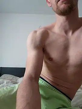 Snapshot of harper91000 chatting on February 20, 1:08 pm harper91000 online show from February 20, 1:08 pm