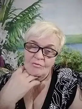 VioletSweet566 online show from December 1, 7:14 pm