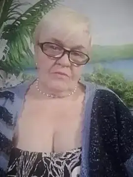 VioletSweet566 online show from December 9, 3:00 pm