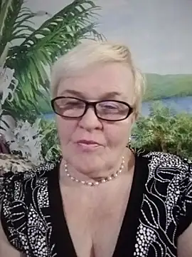 VioletSweet566 online show from December 10, 5:00 pm