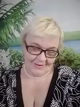 VioletSweet566 online show from January 20, 12:18 pm