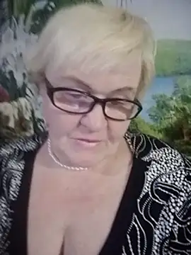 VioletSweet566 online show from January 24, 8:11 pm