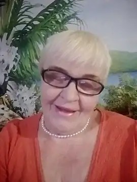 VioletSweet566 online show from January 31, 9:16 pm