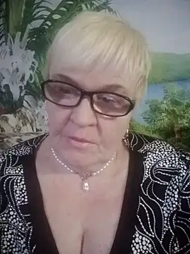 VioletSweet566 online show from February 19, 7:05 pm