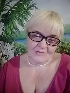 VioletSweet566 online show from February 26, 9:37 pm