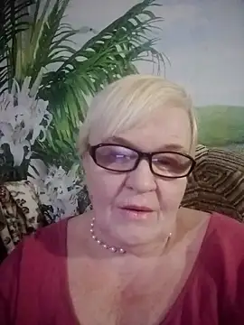 VioletSweet566 online show from March 3, 8:54 pm