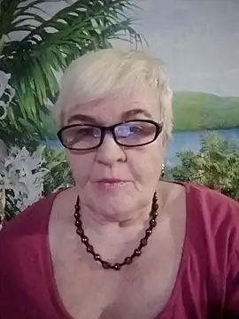 VioletSweet566 online show from March 15, 5:15 pm