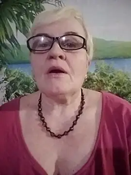 VioletSweet566 online show from March 15, 8:21 pm