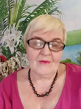 VioletSweet566 online show from March 18, 3:10 pm