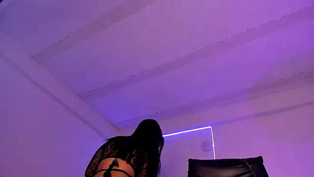 Snapshot of Laura_fernandezII chatting on September 19, 7:25 pm Laura fernandezII online show from September 19, 7:25 pm