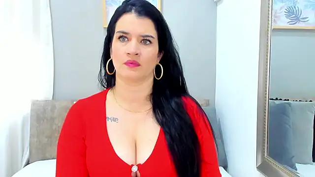 LenaRuiz  online show from January 29, 12:13 pm