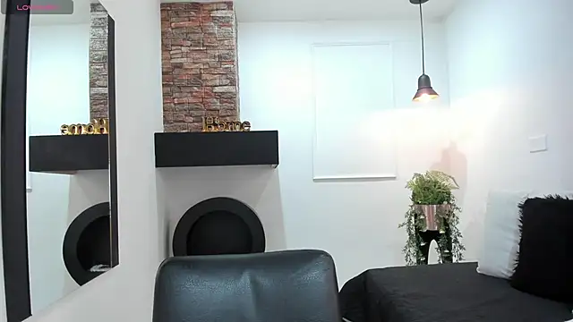 LenaRuiz  online show from February 1, 12:16 pm