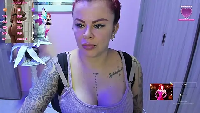 Snapshot of KAROL_MILF chatting on November 9, 3:21 pm KAROL MILF online show from November 9, 3:21 pm