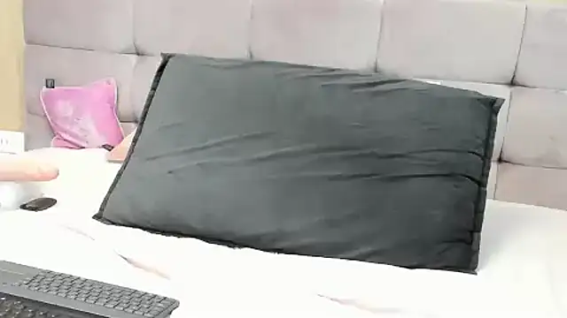 rico ricky online show from March 8, 5:07 am