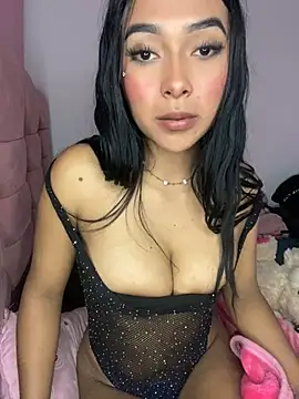 Snapshot of Miaa_coopeer chatting on February 5, 9:46 am Miaa coopeer online show from February 5, 9:46 am