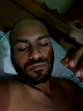 islandvybee55 online show from September 12, 5:07 am