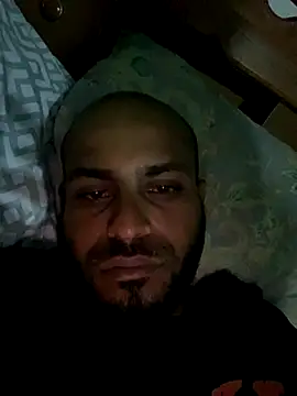 islandvybee55 online show from November 4, 8:35 am