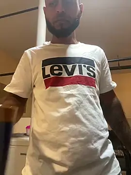 islandvybee55 online show from February 20, 11:22 am