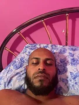 islandvybee55 online show from February 25, 2:43 am