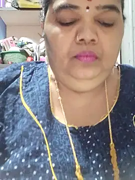 Snapshot of tamilthanushri chatting on April 24, 11:34 am tamilthanushri online show from April 24, 11:34 am