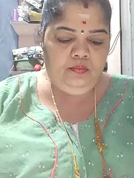 Snapshot of tamilthanushri chatting on May 14, 6:09 am tamilthanushri online show from May 14, 6:09 am