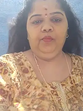 Snapshot of tamilthanushri chatting on May 19, 6:20 am tamilthanushri online show from May 19, 6:20 am