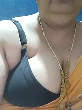 Snapshot of tamilthanushri chatting on May 19, 8:37 pm tamilthanushri online show from May 19, 8:37 pm