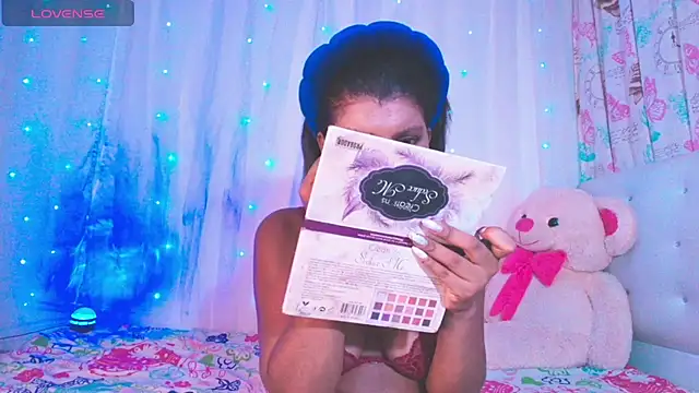 Snapshot of ivonjoness chatting on November 19, 2:55 am ivonjoness online show from November 19, 2:55 am