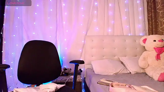 ivonjoness online show from January 7, 3:20 am