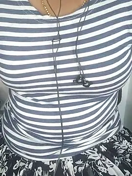 Snapshot of Jasikatamil chatting on March 21, 2:51 pm Jasikatamil online show from March 21, 2:51 pm