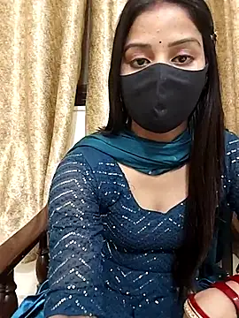 Hotty-anushka online show from March 3, 5:29 pm