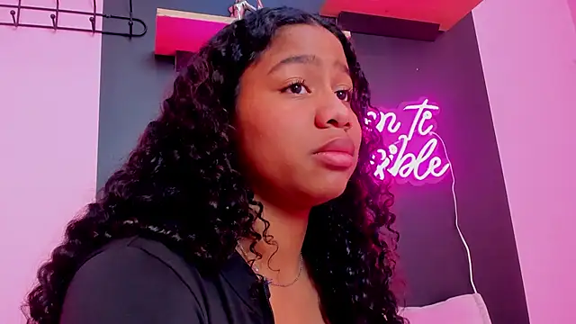 Sofi Fox  online show from March 20, 4:20 pm