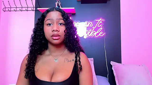 Sofi Fox  online show from March 21, 4:29 pm