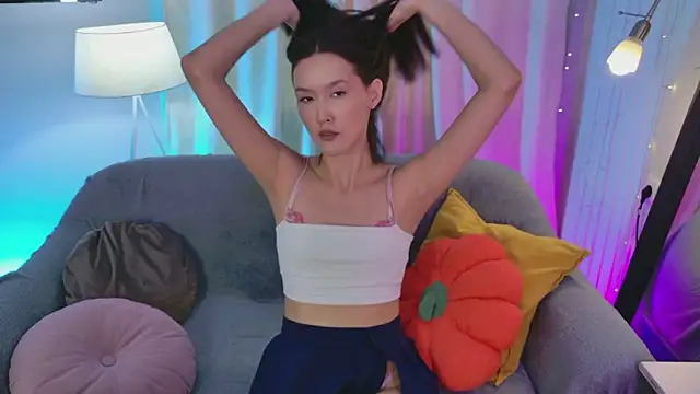 CarrieAmber online show from June 18, 2:43 pm