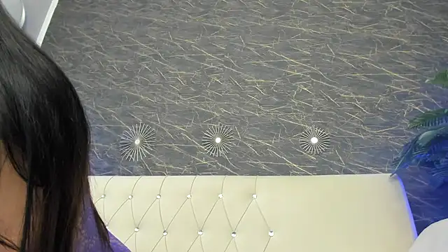 Snapshot of moona_ray chatting on February 20, 9:09 pm moona ray online show from February 20, 9:09 pm