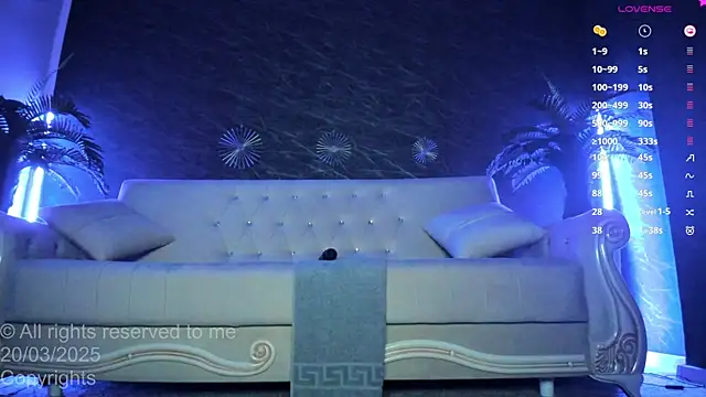 Snapshot of moona_ray chatting on March 21, 2:28 am moona ray online show from March 21, 2:28 am