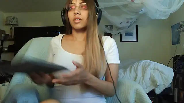 PolinaLoveX online show from March 1, 4:22 pm