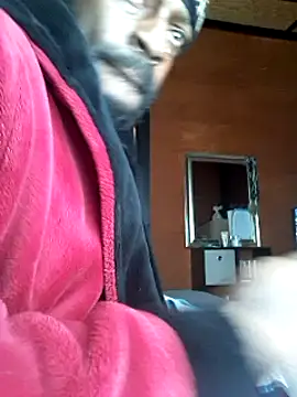 Snapshot of SukItSlo444 chatting on January 5, 9:57 pm SukItSlo444 online show from January 5, 9:57 pm