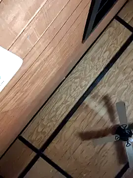 Snapshot of SukItSlo444 chatting on January 20, 9:01 pm SukItSlo444 online show from January 20, 9:01 pm