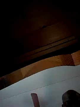 Snapshot of SukItSlo444 chatting on March 6, 12:21 am SukItSlo444 online show from March 6, 12:21 am