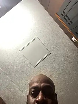 SukItSlo444 online show from July 12, 10:01 pm