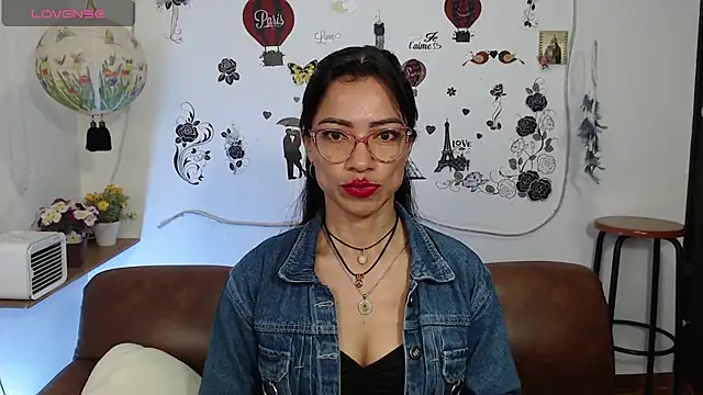 Snapshot of FernandaEloisa chatting on January 11, 12:40 pm FernandaEloisa online show from January 11, 12:40 pm