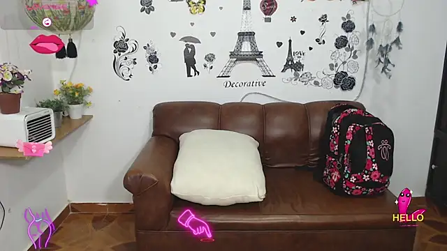 Snapshot of FernandaEloisa chatting on January 14, 12:56 pm FernandaEloisa online show from January 14, 12:56 pm